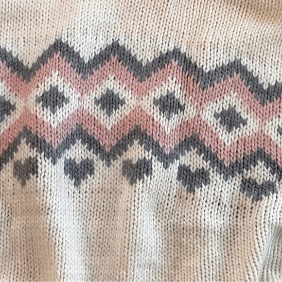 H&M Kid Knitted Turtleneck Poncho Shawl Cream Pink Gray Hearts Diamond / Size M - Picture 5 of 6